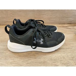 Under Armour women's essential sneakers size 7.5